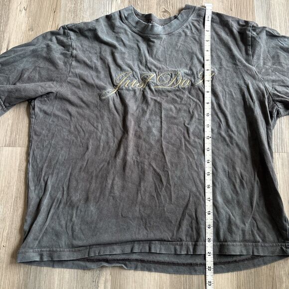 Nike Just Do It Embroidered Oversized Cropped T Shirt Size Small - Picture 5 of 7